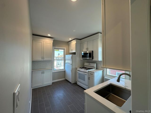 149 W Market Street, Long Beach, NY 11561
