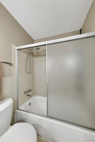 11999 Villa Dorado Drive E, St Louis, MO 63146