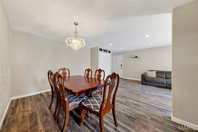11999 Villa Dorado Drive E, St Louis, MO 63146