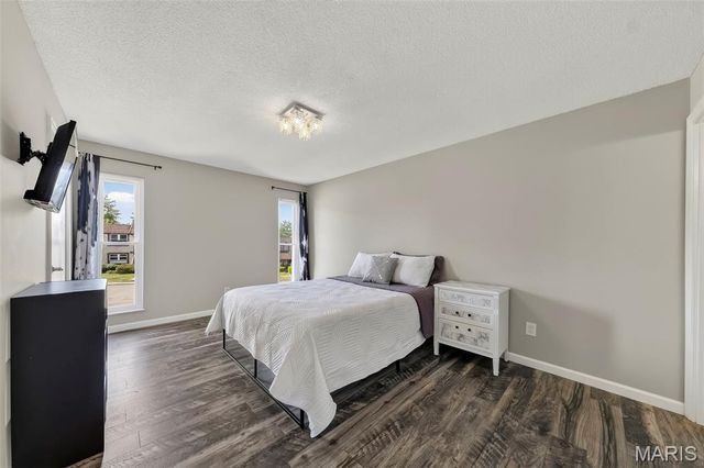 11999 Villa Dorado Drive E, St Louis, MO 63146