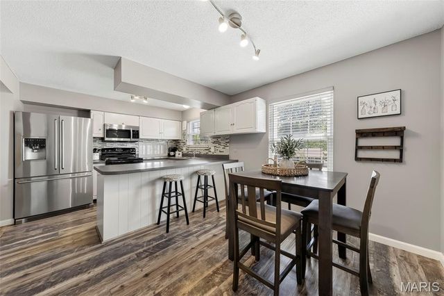 11999 Villa Dorado Drive E, St Louis, MO 63146