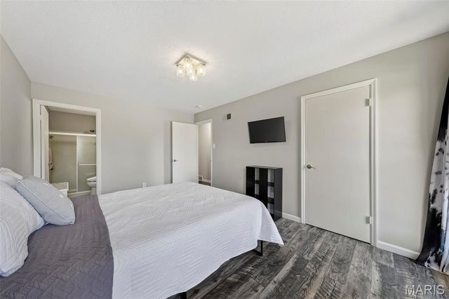 11999 Villa Dorado Drive E, St Louis, MO 63146