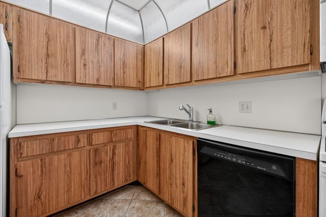 100 Ocean Trail Way 204, Jupiter, FL 33477