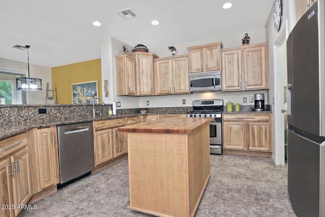 3687 N PRINCETON Court, Florence, AZ 85132