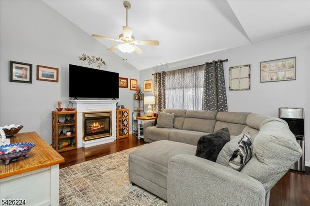 28 Sundance Ter, Hardyston Twp., NJ 07419
