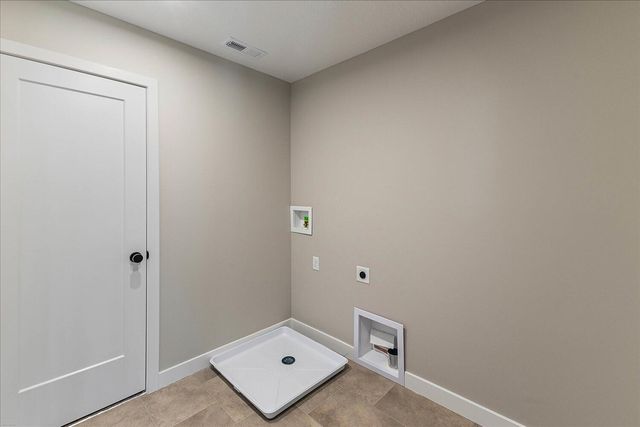 4653 Donegal Avenue, Union, KY 41091