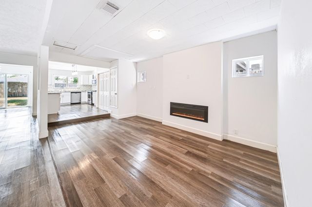 5010 Malmedy Road, Houston, TX 77033