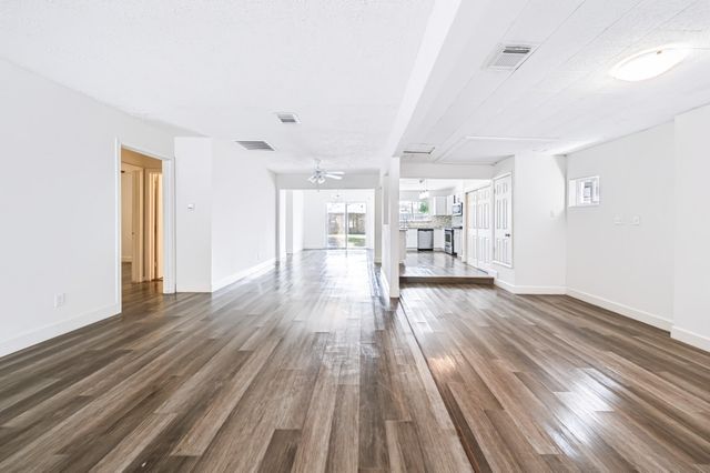 5010 Malmedy Road, Houston, TX 77033