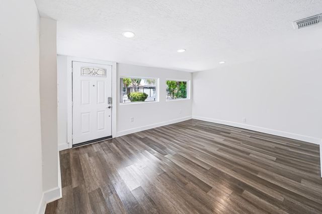 5010 Malmedy Road, Houston, TX 77033