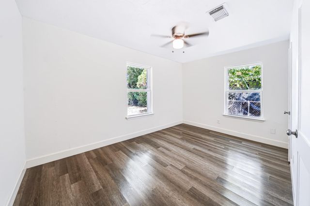 5010 Malmedy Road, Houston, TX 77033