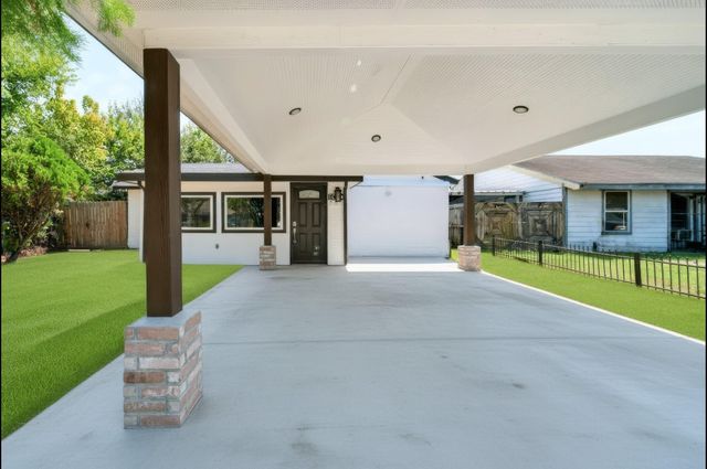 5010 Malmedy Road, Houston, TX 77033