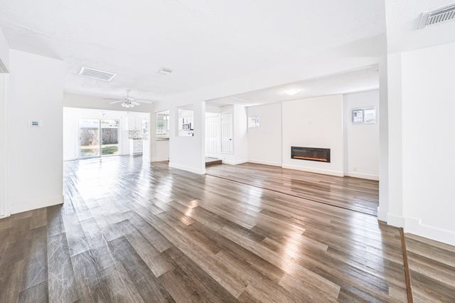 5010 Malmedy Road, Houston, TX 77033