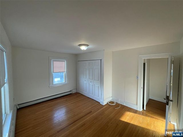 126 Hickory Avenue, Bergenfield, NJ 07621