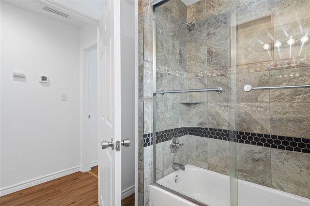 1611 E 13th ST B, Austin, TX 78702