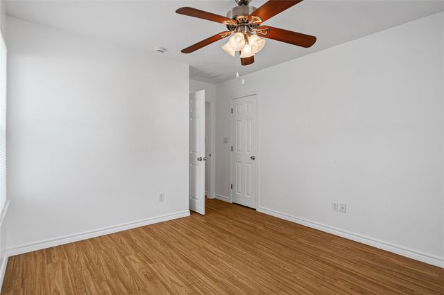 1611 E 13th ST B, Austin, TX 78702