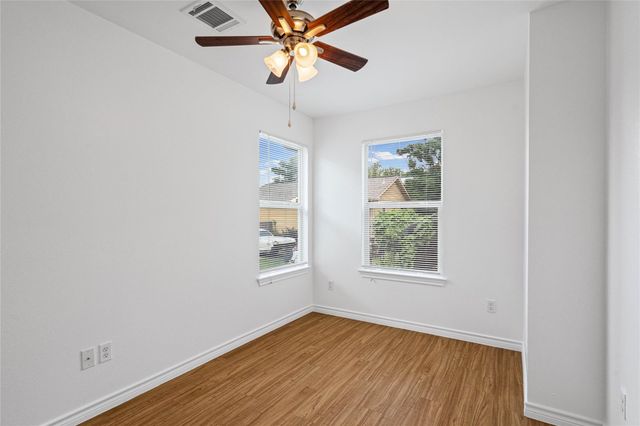 1611 E 13th ST B, Austin, TX 78702
