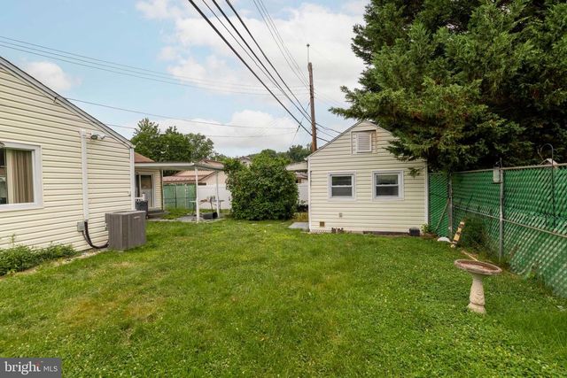 906 OAK TER, Southampton, PA 18966