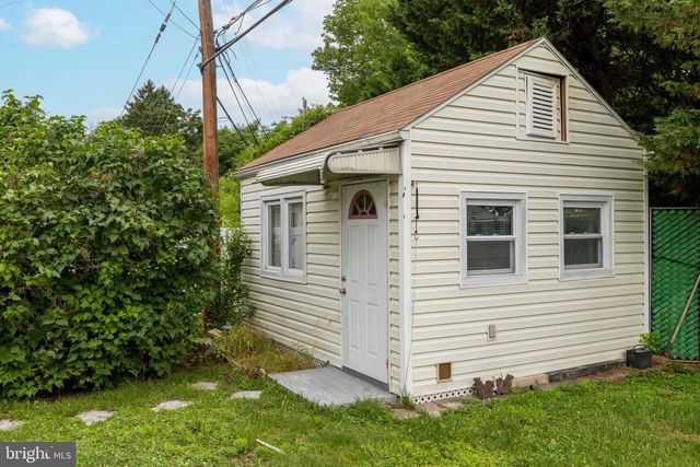 906 OAK TER, Southampton, PA 18966