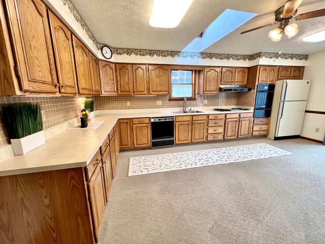 20 W Walnut Street 20 W Walnut Street, Phillipsburg, OH 45354