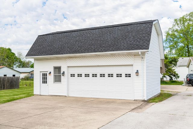 20 W Walnut Street 20 W Walnut Street, Phillipsburg, OH 45354