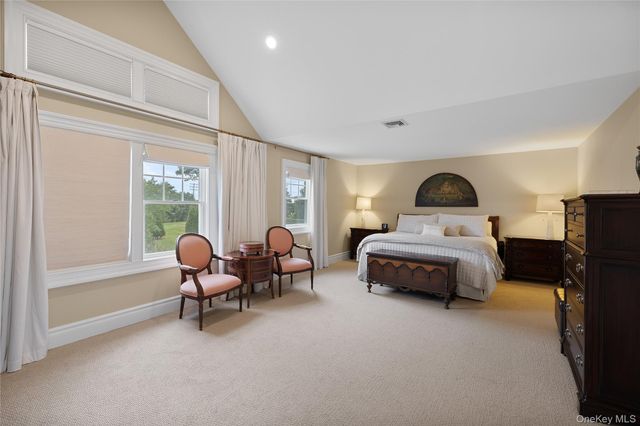 547 Shore Drive, Oakdale, NY 11769