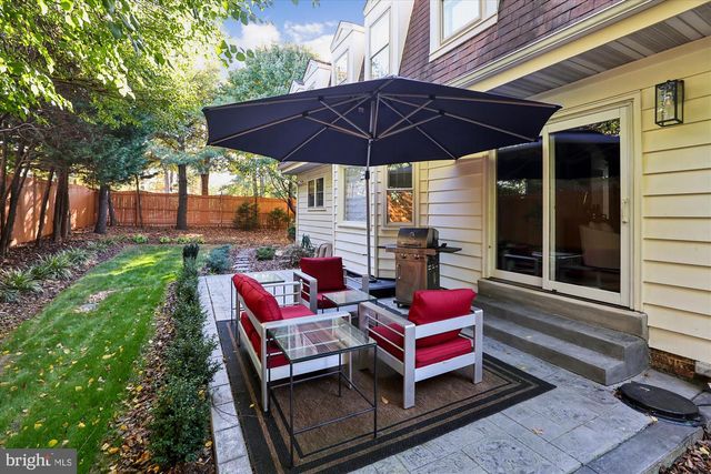 2107 MARLBORO DR, Alexandria, VA 22304