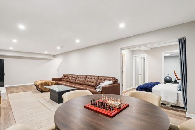 2107 MARLBORO DR, Alexandria, VA 22304
