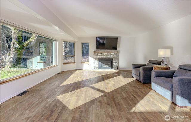 1121 Shelton Avenue SE, Renton, WA 98058