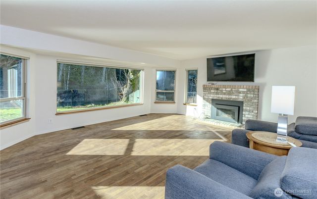 1121 Shelton Avenue SE, Renton, WA 98058