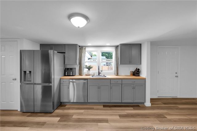 530 Floyd Street, Corydon, IN 47112