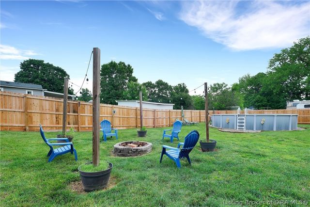 530 Floyd Street, Corydon, IN 47112