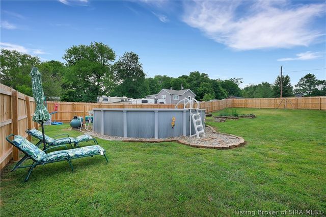 530 Floyd Street, Corydon, IN 47112