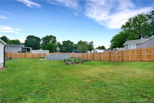 530 Floyd Street, Corydon, IN 47112