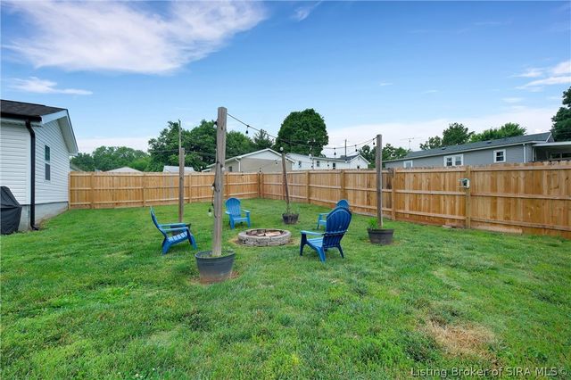530 Floyd Street, Corydon, IN 47112