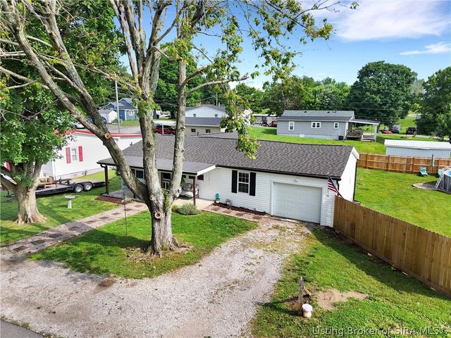 530 Floyd Street, Corydon, IN 47112