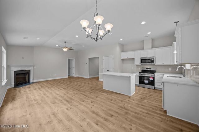 2309 Rhinestone Drive, Winterville, NC 28590