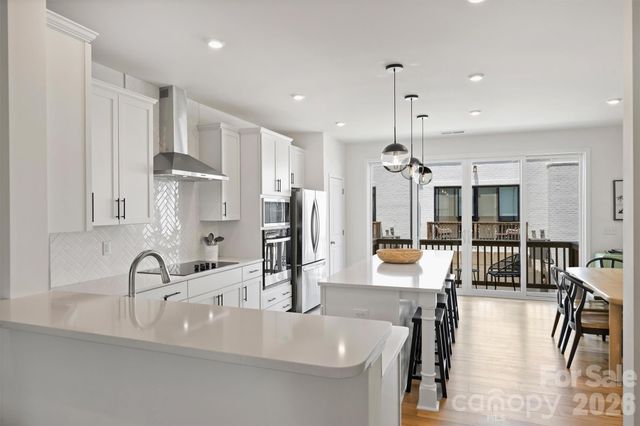 3024 Red Cardinal Lane, Charlotte, NC 28211