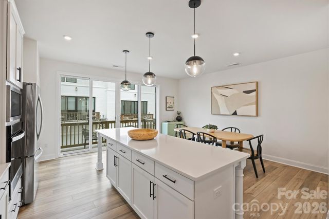 3024 Red Cardinal Lane, Charlotte, NC 28211