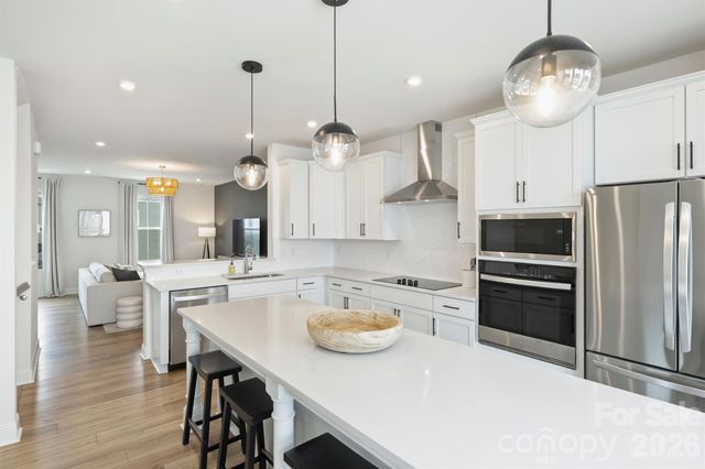 3024 Red Cardinal Lane, Charlotte, NC 28211