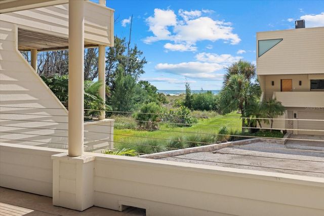 548 BEACH ROAD A, Sarasota, FL 34242