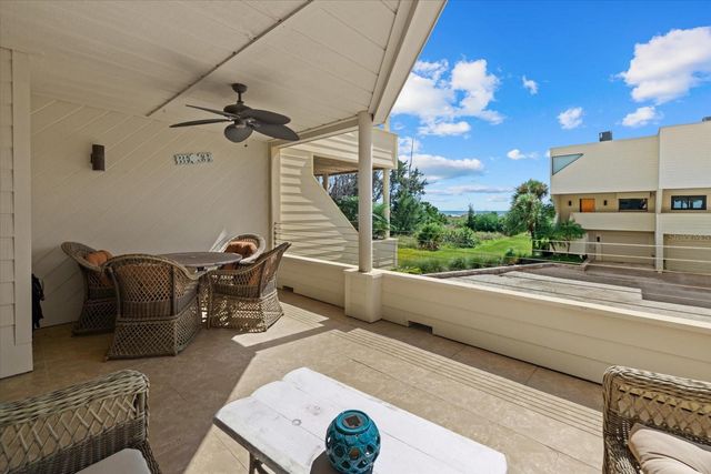 548 BEACH ROAD A, Sarasota, FL 34242