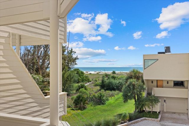 548 BEACH ROAD A, Sarasota, FL 34242