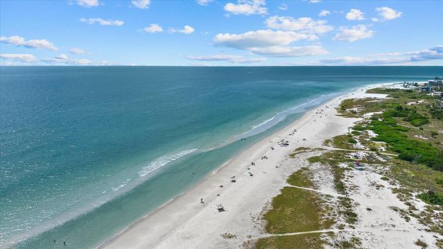 548 BEACH ROAD A, Sarasota, FL 34242