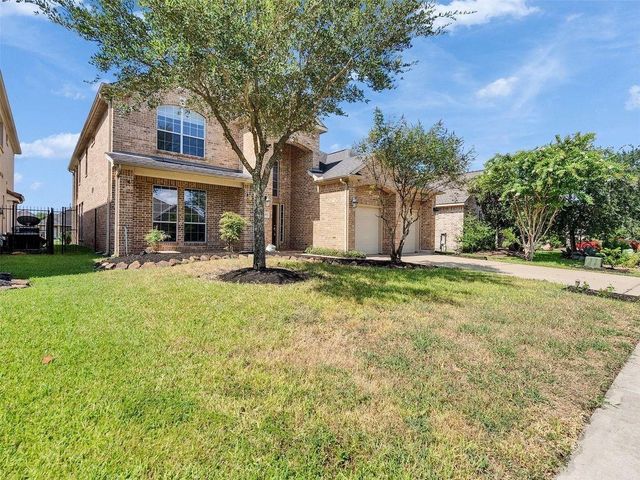 18103 Blues Point Drive, Cypress, TX 77429