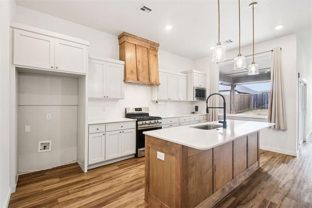 2317 El Cajon Street, Edmond, OK 73034