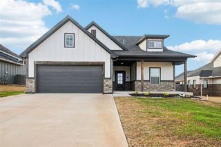 2317 El Cajon Street, Edmond, OK 73034