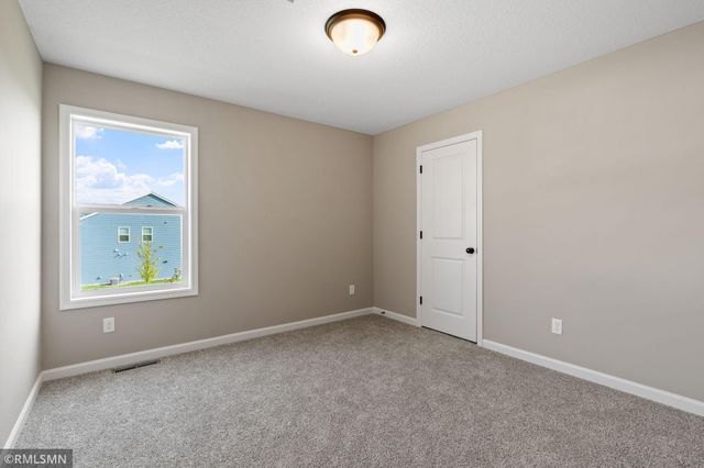 2702 Jacamar Avenue NE, Saint Michael, MN 55376