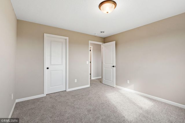 2702 Jacamar Avenue NE, Saint Michael, MN 55376