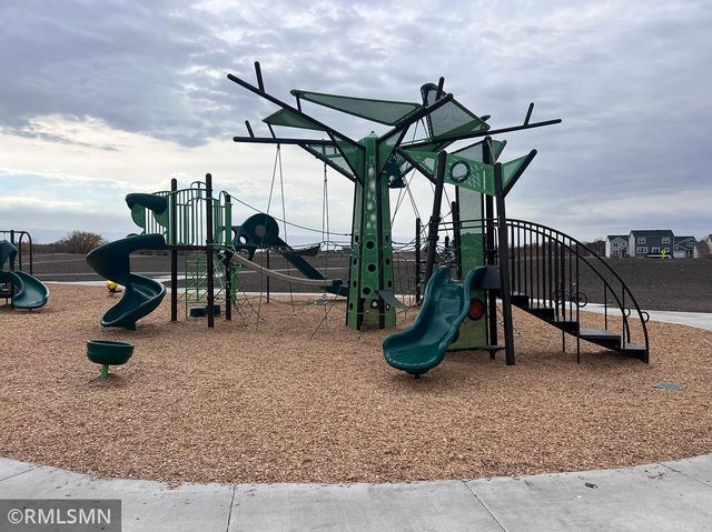 2702 Jacamar Avenue NE, Saint Michael, MN 55376