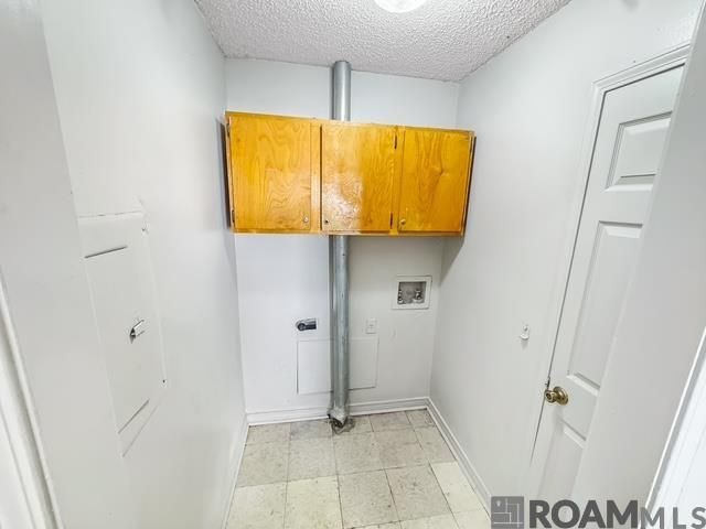 3251 King Bradford Dr, Baton Rouge, LA 70816